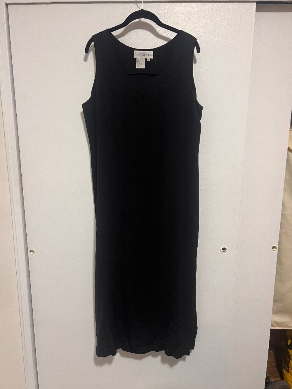 Long black Galinda Wang silk sheath dress with side slits size 14W